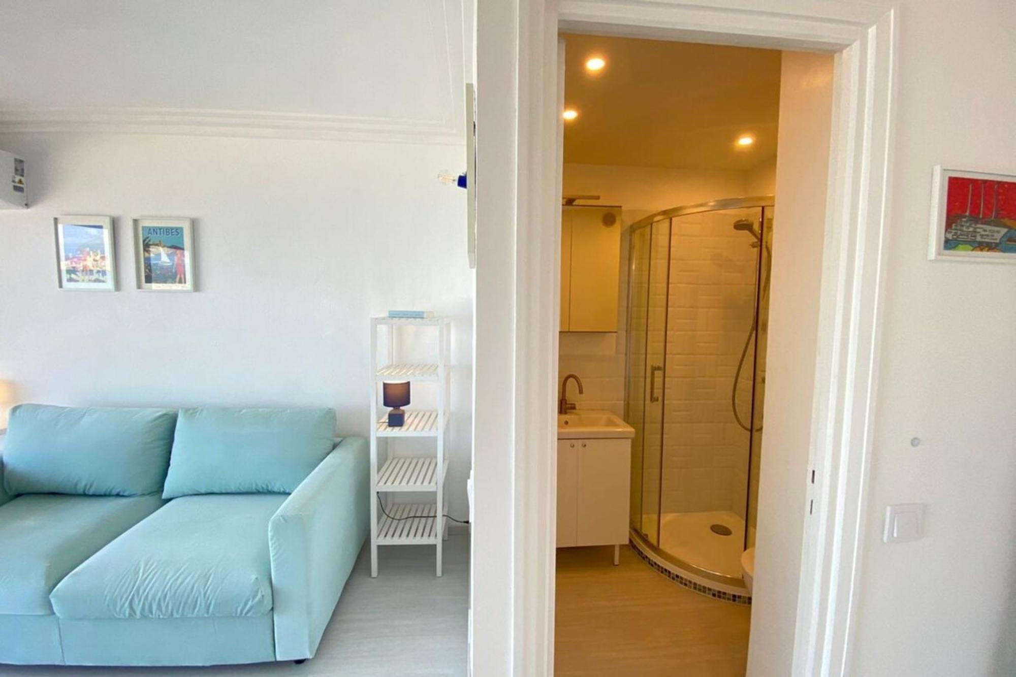 06At1 - Cosy Seaside Studio In An Ideal Location Antibes Exterior photo